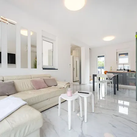 Three Seas Appartement