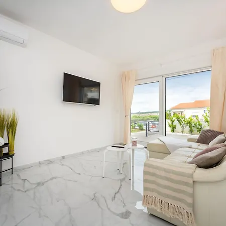 Three Seas Appartement