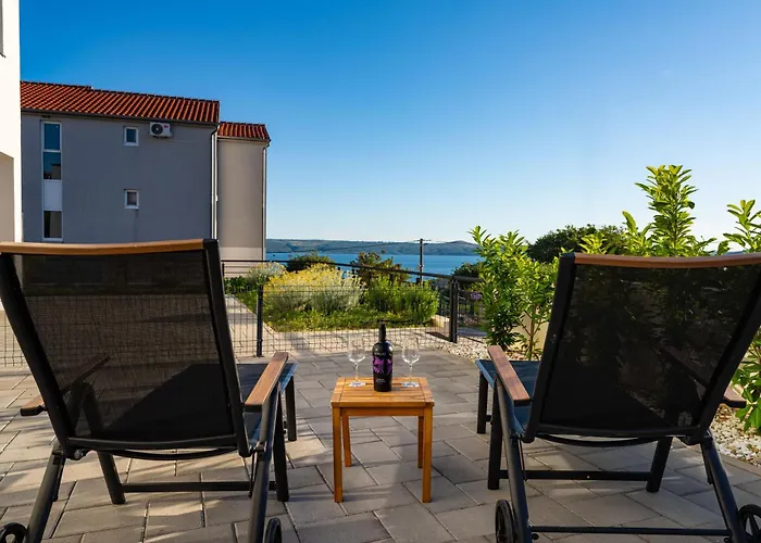 Three Seas Apartment Maslenica
